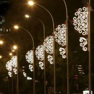 1-Holiday Street Lights -Snowflakes/decorative lighting & Holiday Entertainment