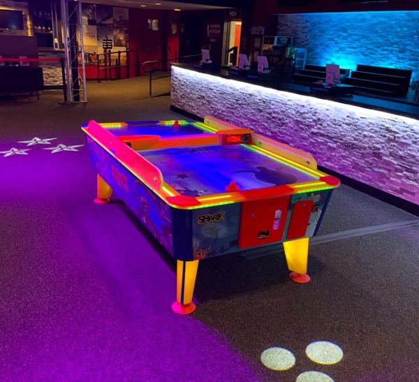 Air Hockey Table - Image 3