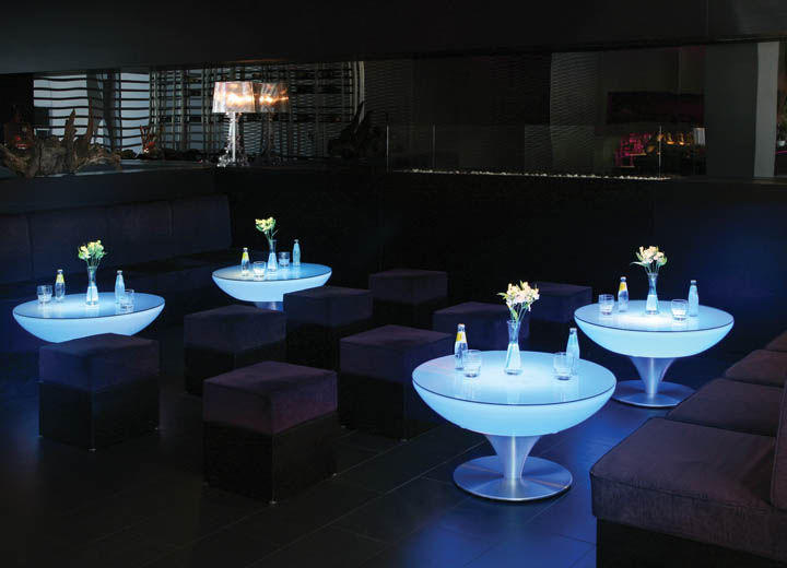 Led low cocktail table