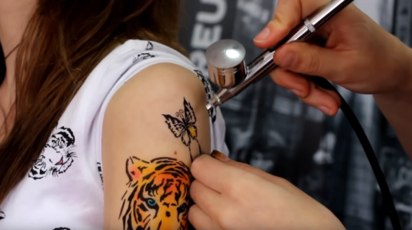 Airbrushed Tattoos - Image 4